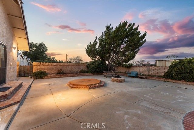 2651 W Avenue N12, Palmdale, CA 93551