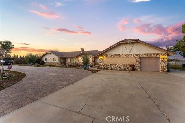 2651 W Avenue N12, Palmdale, CA 93551