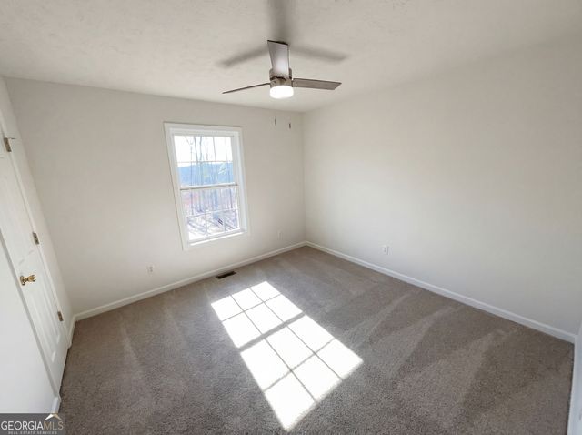 266 Lambert Overlook Circle, Carrollton, GA 30117