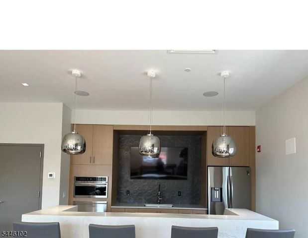 82 Depot Way, Dunellen Boro, NJ 08812