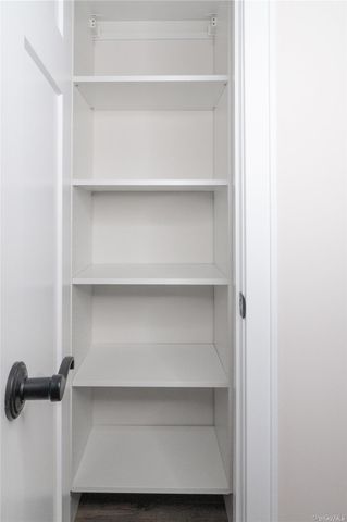 1090 New York Avenue Penthouse, Huntington Station, NY 11746