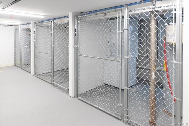 1090 New York Avenue Penthouse, Huntington Station, NY 11746