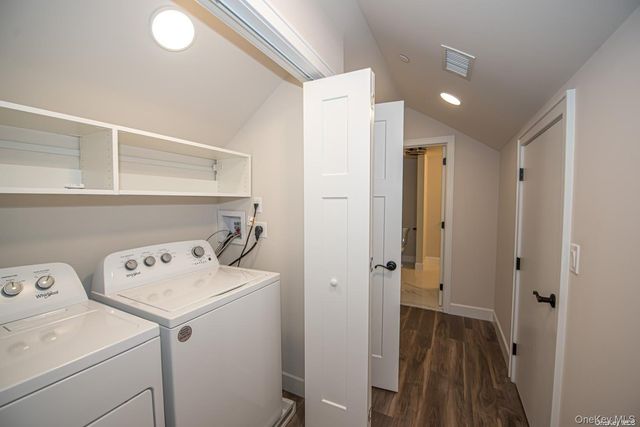 1090 New York Avenue Penthouse, Huntington Station, NY 11746