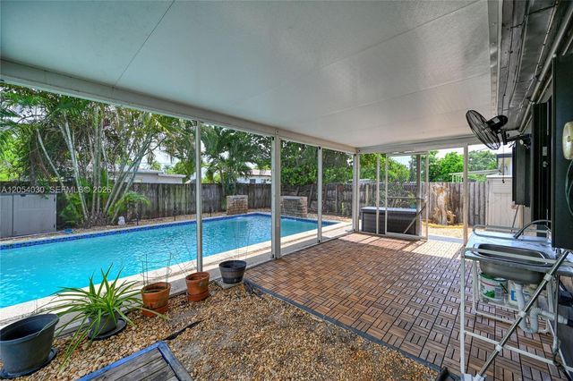 76 NE 170th Street, North Miami Beach, FL 33162