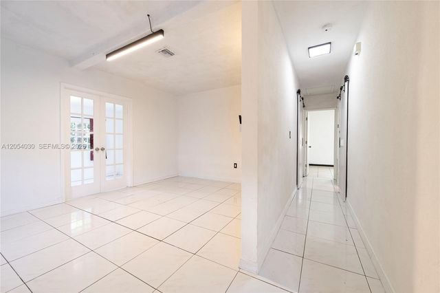 76 NE 170th Street, North Miami Beach, FL 33162