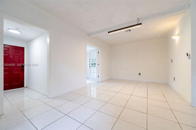 76 NE 170th Street, North Miami Beach, FL 33162