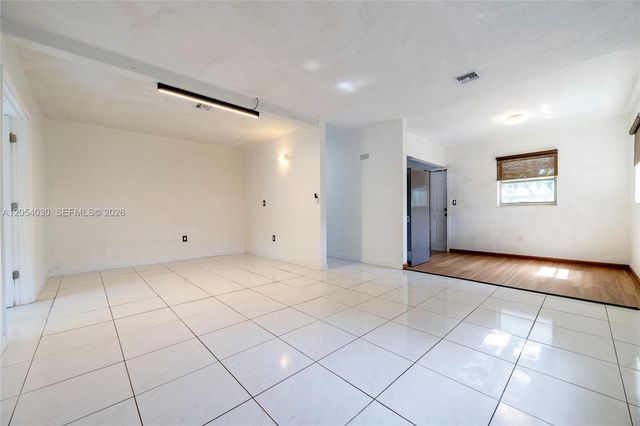 76 NE 170th Street, North Miami Beach, FL 33162