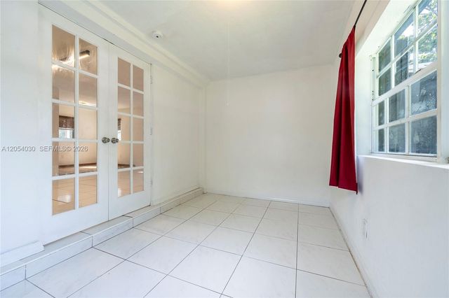 76 NE 170th Street, North Miami Beach, FL 33162