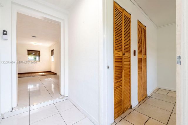 76 NE 170th Street, North Miami Beach, FL 33162