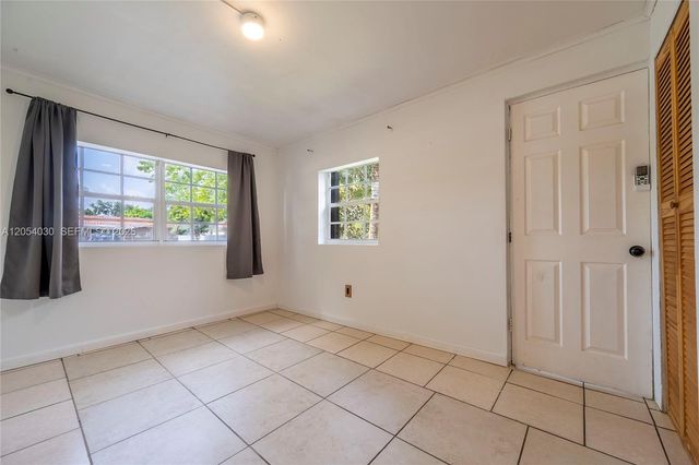 76 NE 170th Street, North Miami Beach, FL 33162