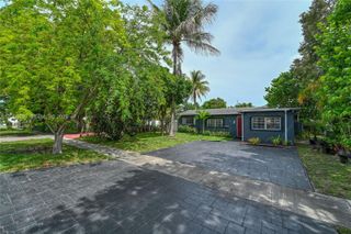 76 NE 170th Street, North Miami Beach, FL 33162