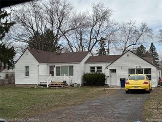 6376 Lanman Drive, Waterford Charter Township, MI 48329