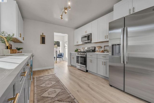 2468 82nd Ave, Oakland, CA 94605