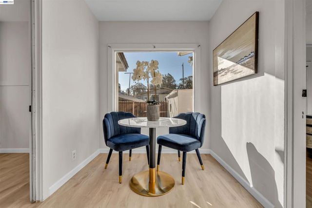 2468 82nd Ave, Oakland, CA 94605