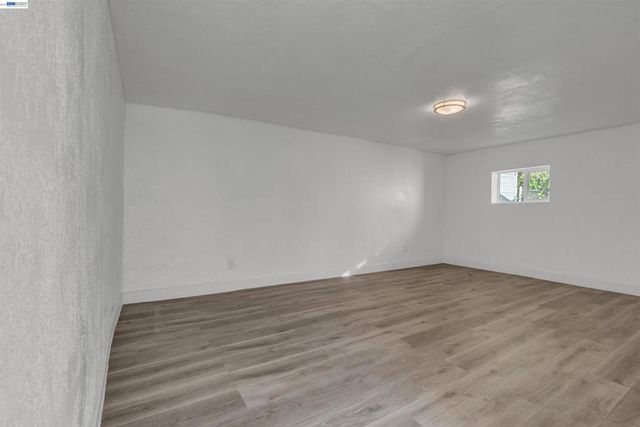 2468 82nd Ave, Oakland, CA 94605