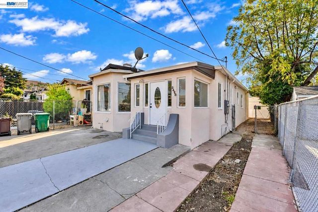 2468 82nd Ave, Oakland, CA 94605