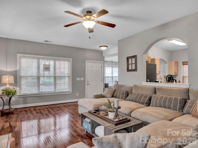 13815 Hastings Farm Road, Huntersville, NC 28078