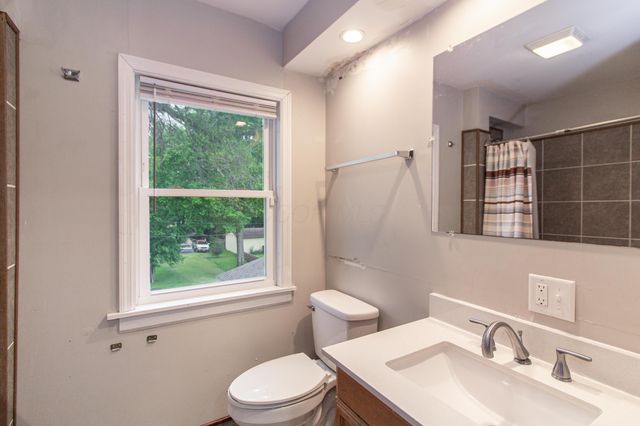 926 Harmon Avenue, Columbus, OH 43223