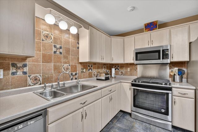 17334 10 Mile Road, Battle Creek, MI 49014