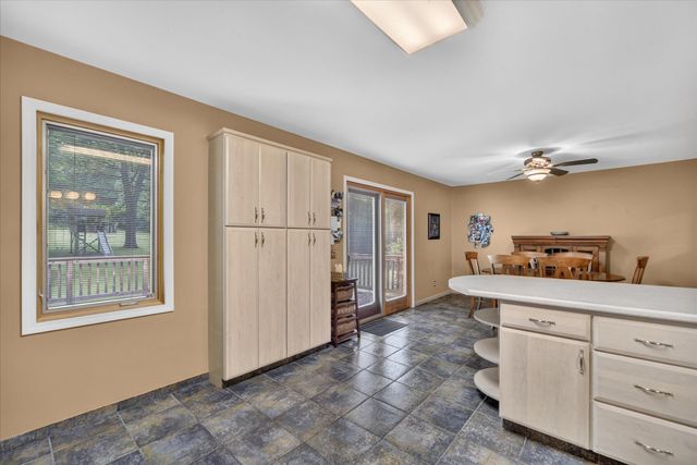 17334 10 Mile Road, Battle Creek, MI 49014