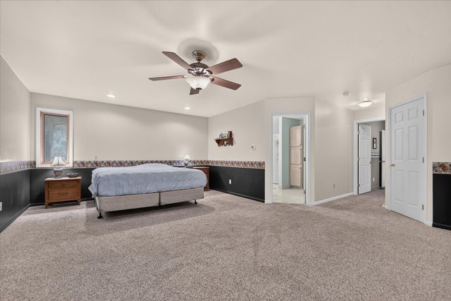 17334 10 Mile Road, Battle Creek, MI 49014