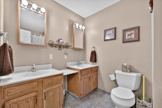 17334 10 Mile Road, Battle Creek, MI 49014