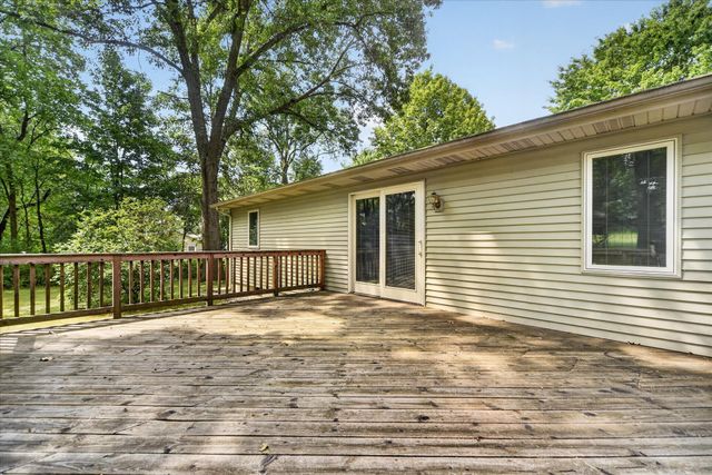 17334 10 Mile Road, Battle Creek, MI 49014