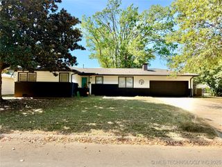 109 S Camden Place, Muskogee, OK 74403