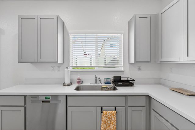 8883 Sebago Way, Elk Grove, CA 95758
