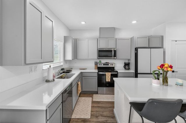 8883 Sebago Way, Elk Grove, CA 95758