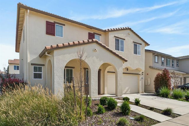 8883 Sebago Way, Elk Grove, CA 95758
