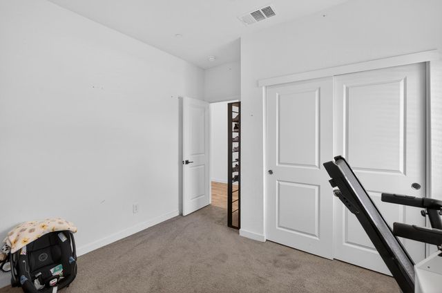 8883 Sebago Way, Elk Grove, CA 95758
