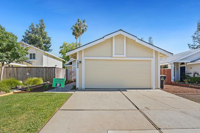 7004 Springmont Dr, Elk Grove, CA 95758