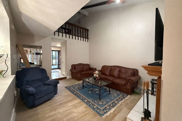 518 Campana Court, Irving, TX 75061