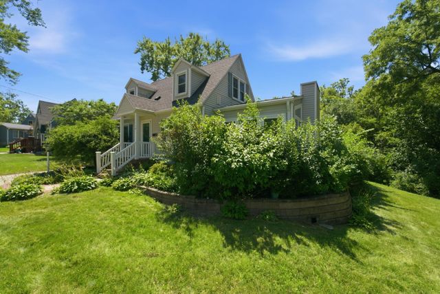 114 Hanna Boulevard, Waterloo, IA 50701