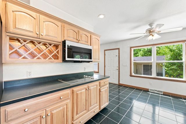 114 Hanna Boulevard, Waterloo, IA 50701
