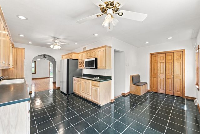 114 Hanna Boulevard, Waterloo, IA 50701