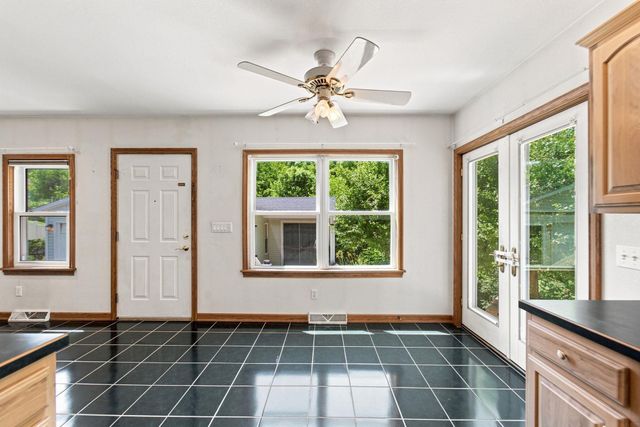 114 Hanna Boulevard, Waterloo, IA 50701