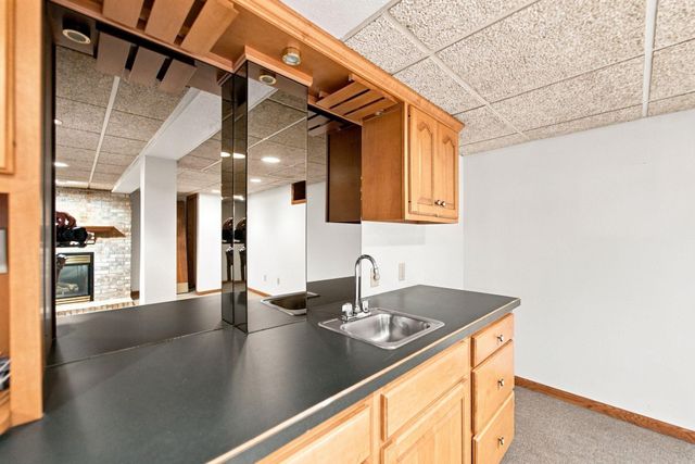 114 Hanna Boulevard, Waterloo, IA 50701