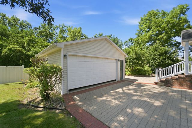 114 Hanna Boulevard, Waterloo, IA 50701