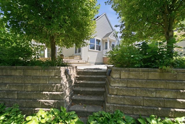 114 Hanna Boulevard, Waterloo, IA 50701