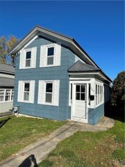 285 West 8th Street, Oswego, NY 13126