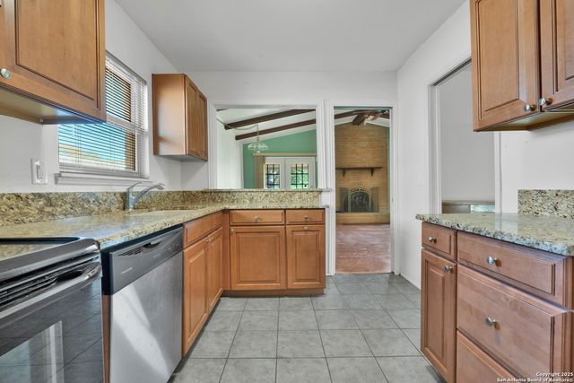 5415 Cerro Vista, San Antonio, TX 78233