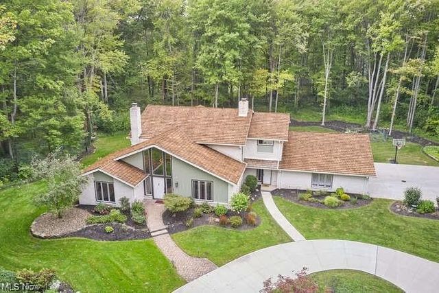 7073 Gates Mills Boulevard, Gates Mills, OH 44040