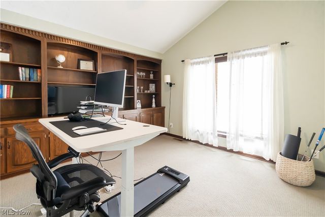 7073 Gates Mills Boulevard, Gates Mills, OH 44040