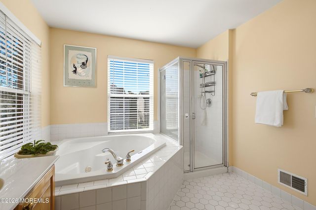 63 Winged Foot Drive, Manalapan, NJ 07726