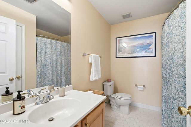 63 Winged Foot Drive, Manalapan, NJ 07726