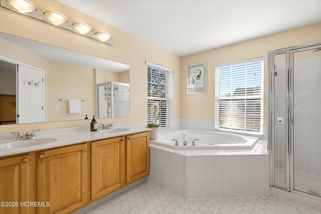 63 Winged Foot Drive, Manalapan, NJ 07726
