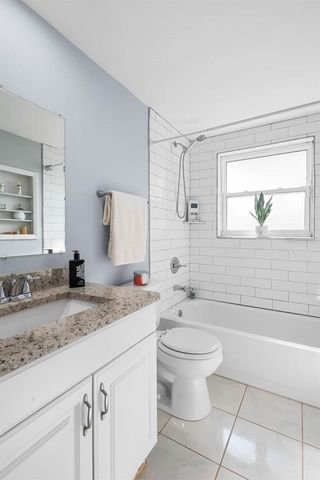 512 RED MANGROVE LANE, Apollo Beach, FL 33572