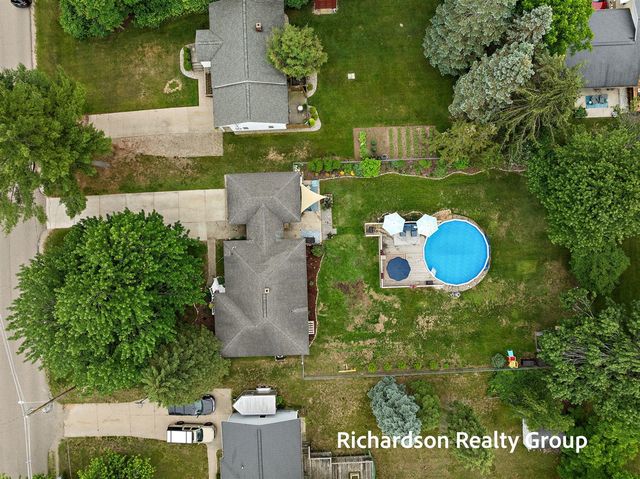 15089 178th Avenue, Grand Haven, MI 49417